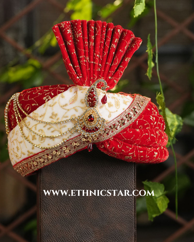 Wedding Wear Velvet Red Dupatta And Safa