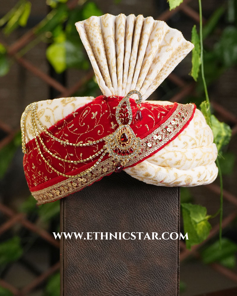 Cream Velvet Groom Wear Safa And Dupatta