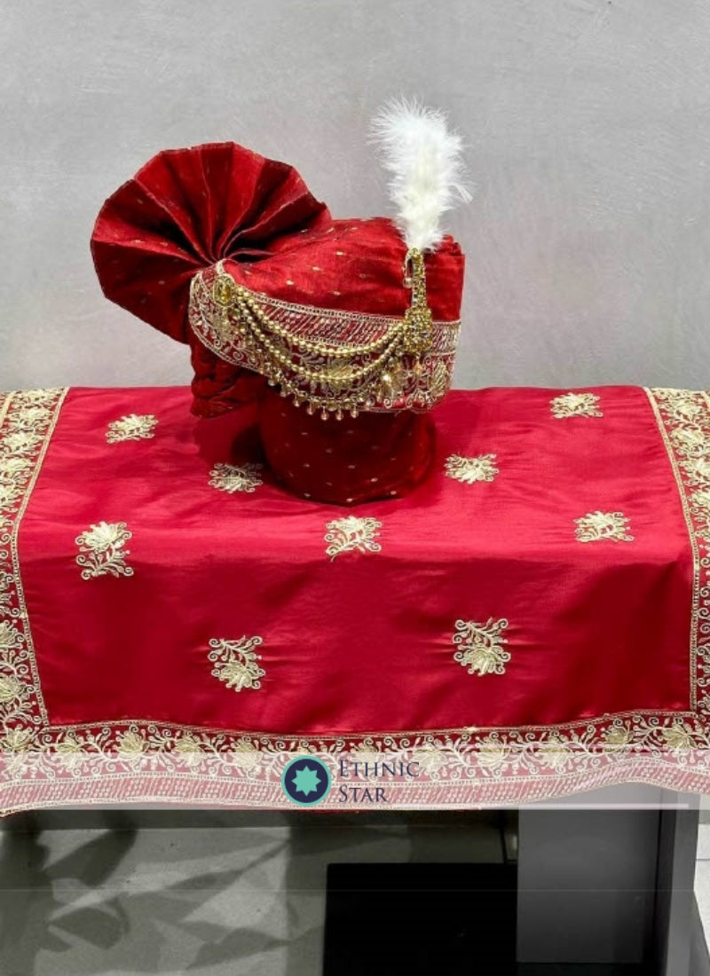 Groom Wear Red Safa And Dupatta