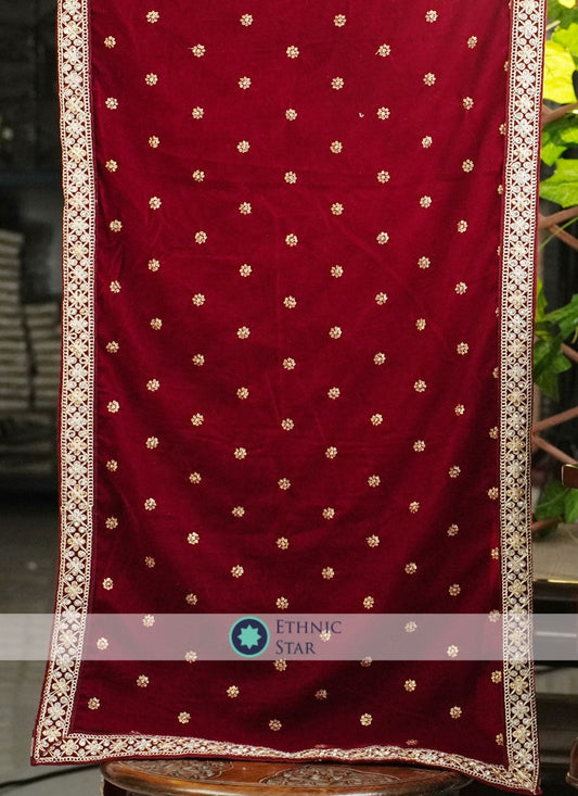 Attractive Maroon Dupatta In Velvet Fabric